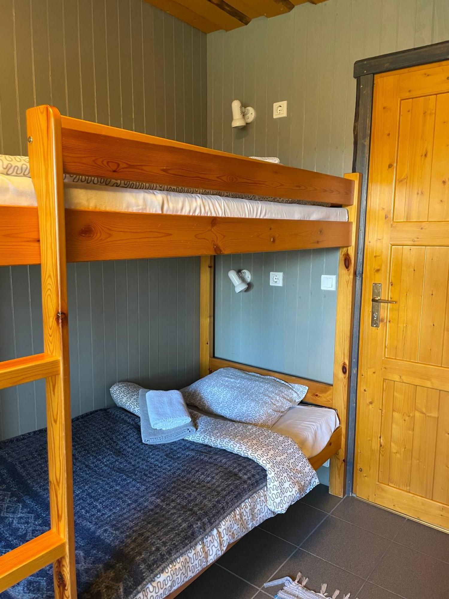 Hostel Kalameeste Maja Mustvee Bagian luar foto
