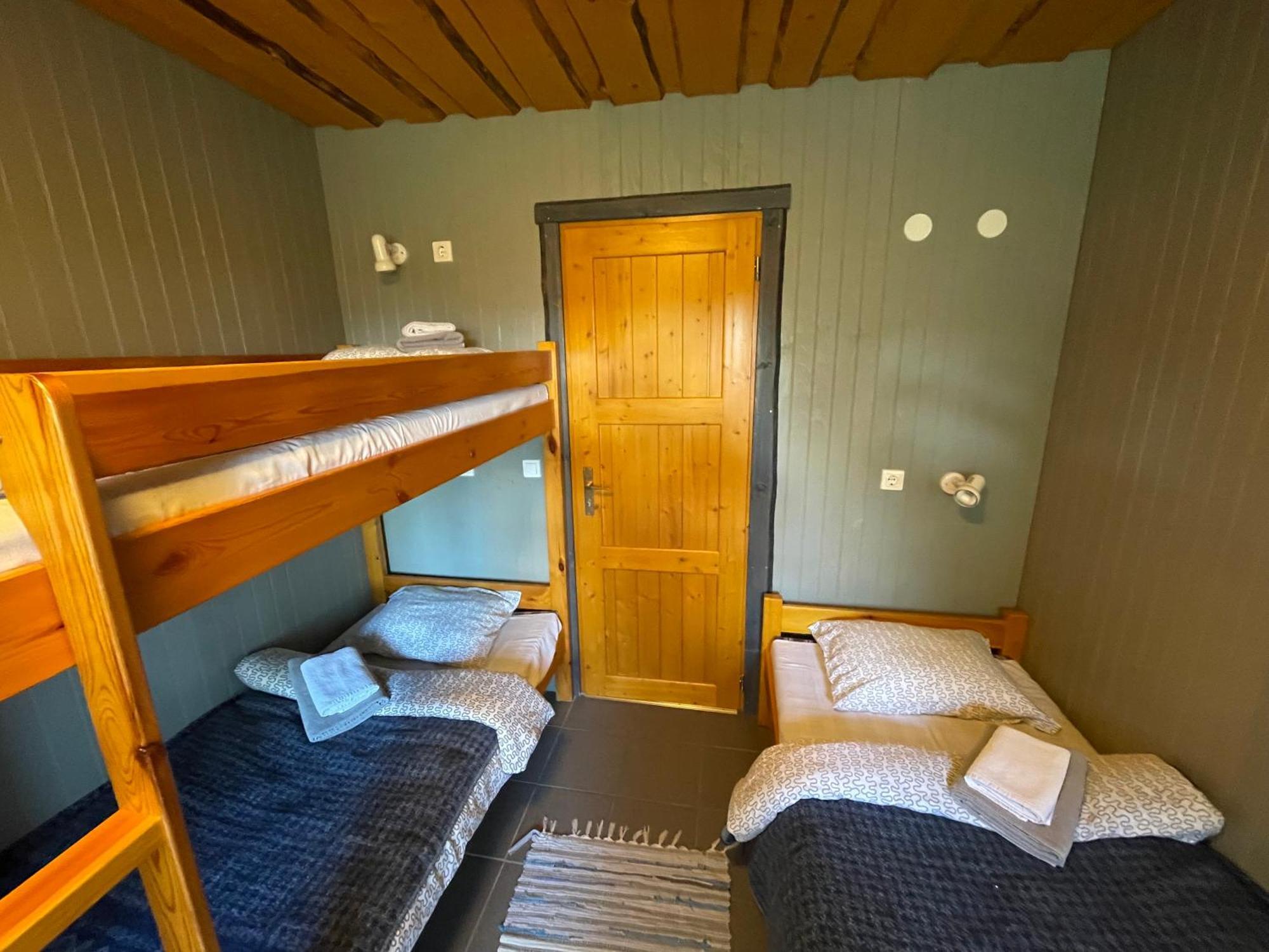 Hostel Kalameeste Maja Mustvee Bagian luar foto