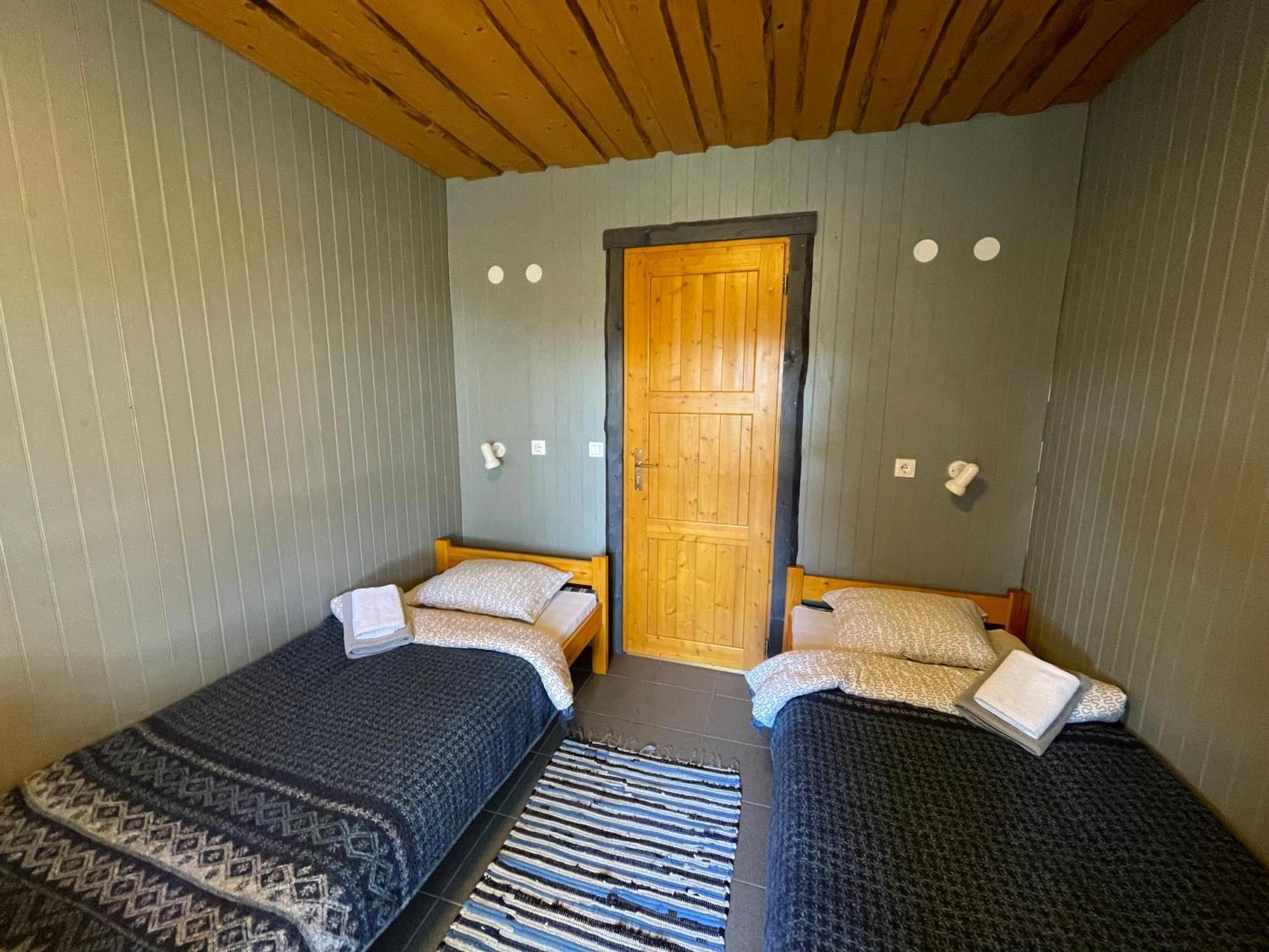 Hostel Kalameeste Maja Mustvee Bagian luar foto