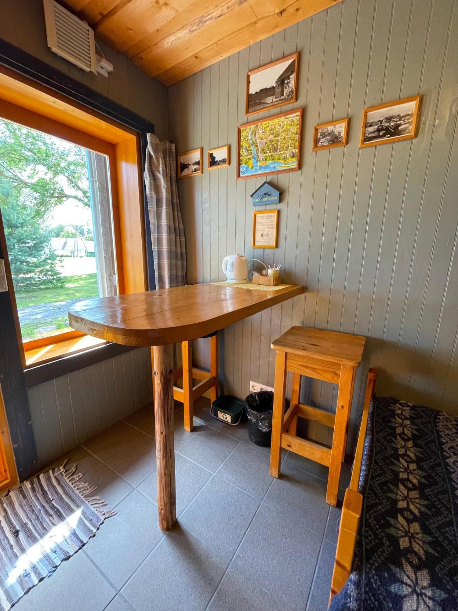 Hostel Kalameeste Maja Mustvee Bagian luar foto