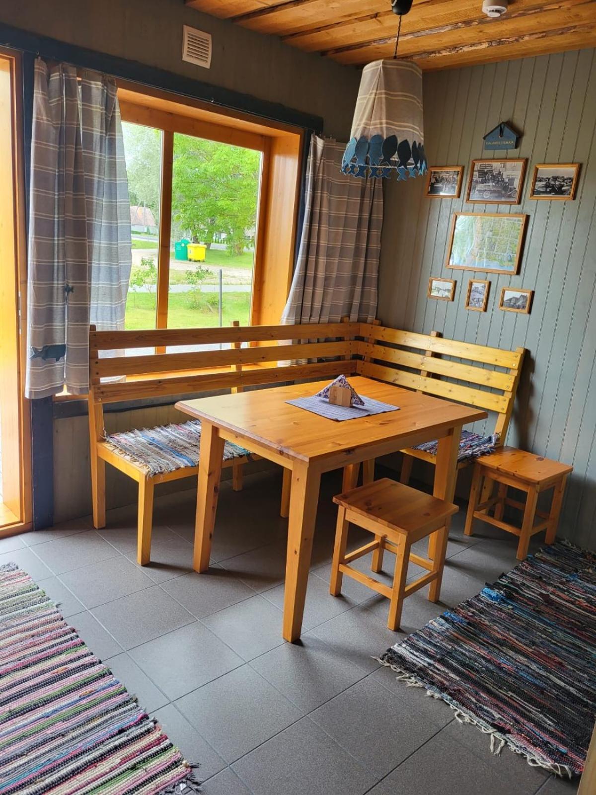 Hostel Kalameeste Maja Mustvee Bagian luar foto